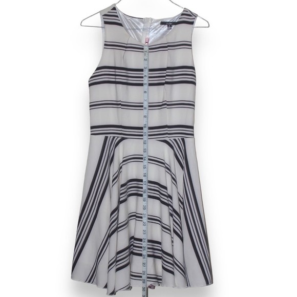 Black and white dress size M - Picture 3 of 5